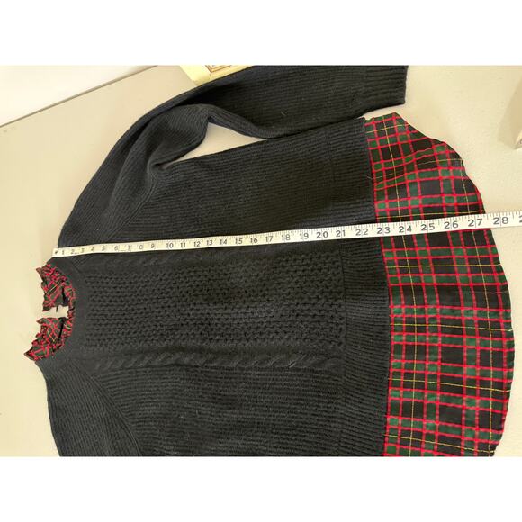 LOFT Women's Ruffle Christmas Tartan Plaid Collar Black Cable Knit Sweater Small - Picture 5 of 6